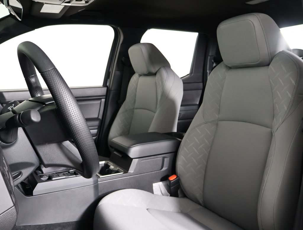 2025 Toyota Tacoma SR5 Double Cab photo 8