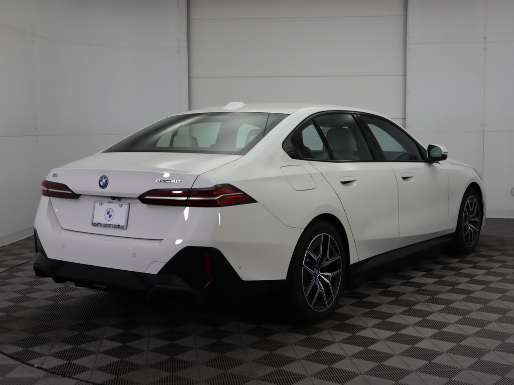 Thumbnail: 2024 BMW i5 - 5