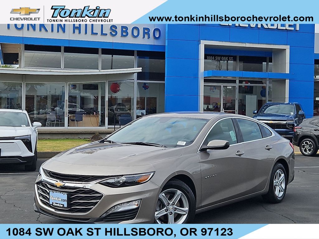 Mineral Gray Metallic 2024 Chevrolet Malibu Sedan Front-Wheel Drive Continuously Variable Transmission