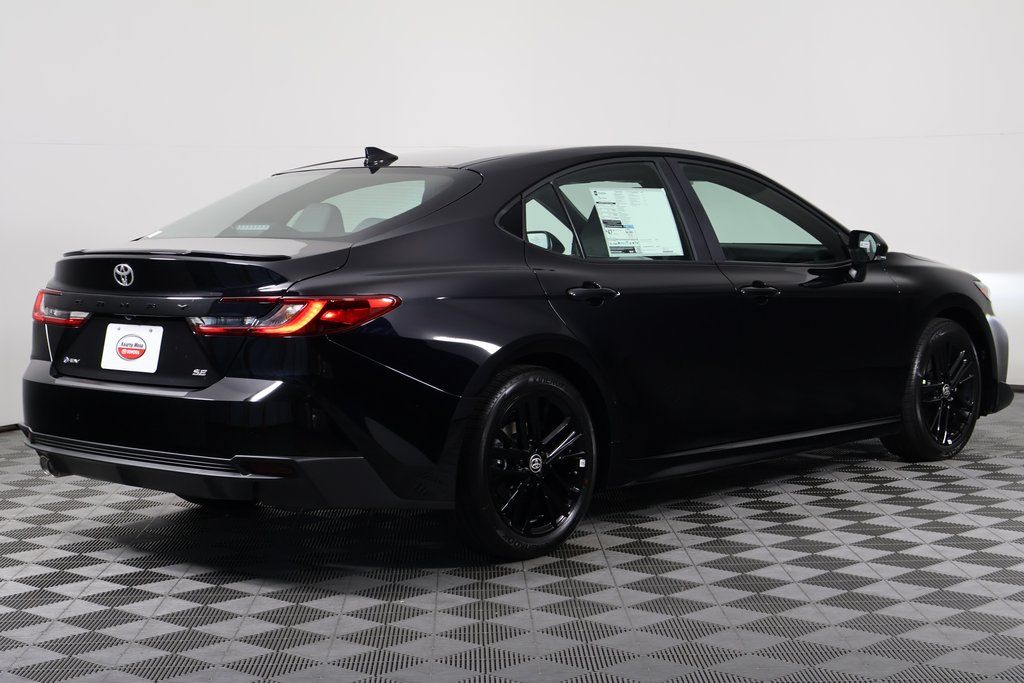 Thumbnail: 2025 Toyota Camry - 4