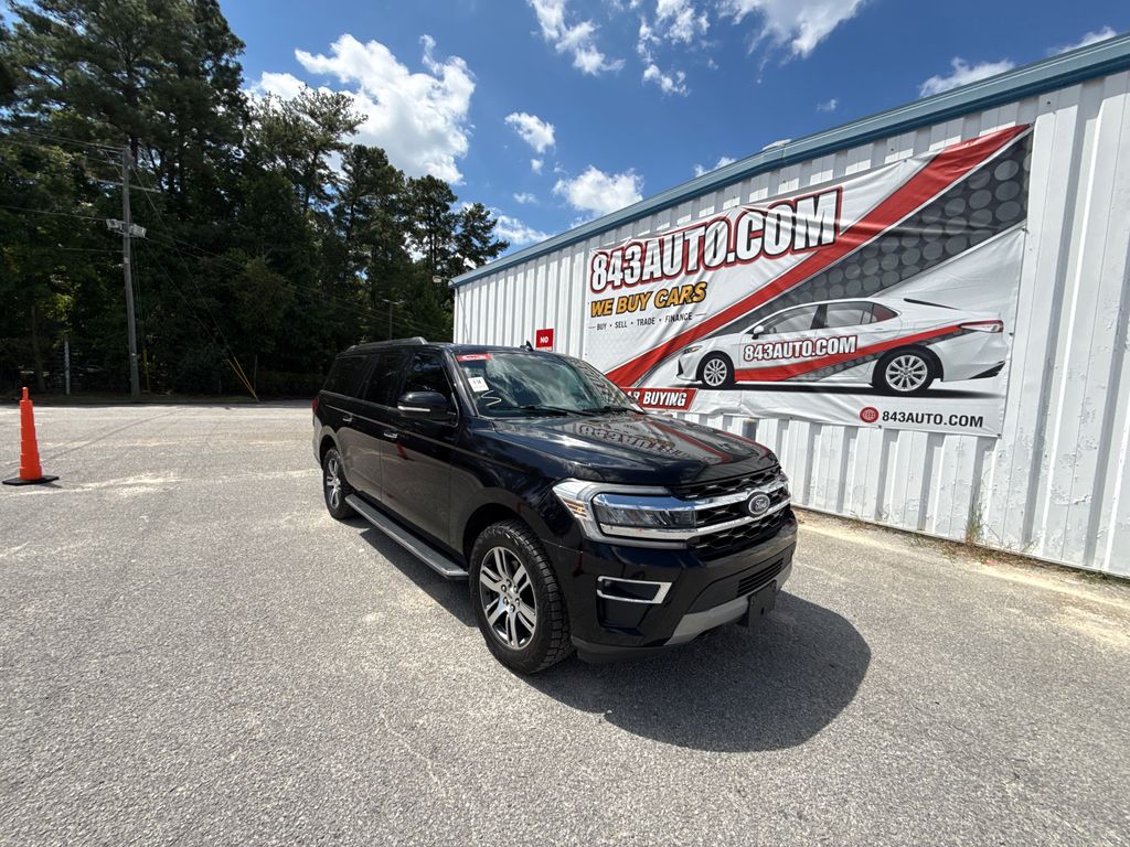Black Metallic 2022 Ford Expedition SUV / Crossover Four-Wheel Drive Automatic