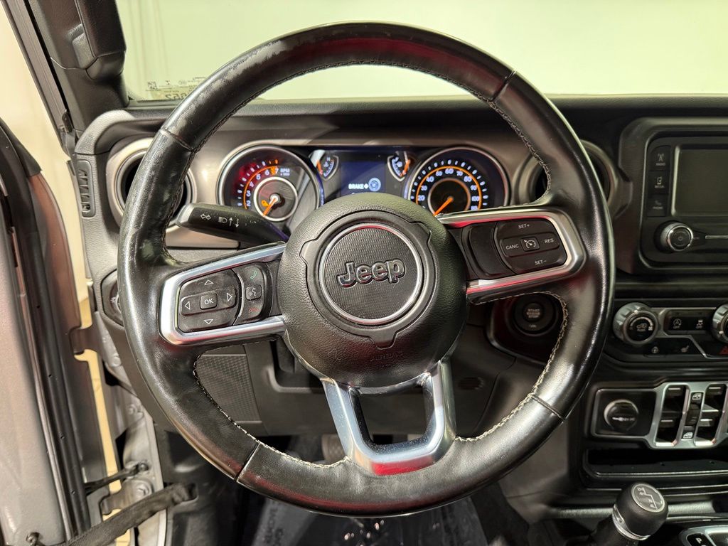 Thumbnail: 2020 Jeep Gladiator - 20