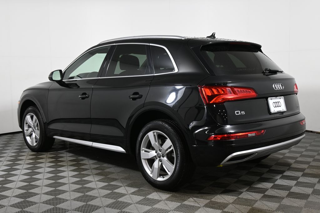 Thumbnail: 2019 Audi Q5 - 5