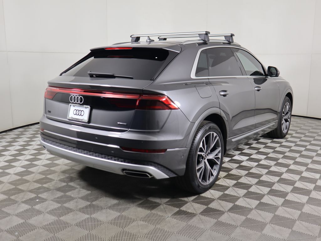 Thumbnail: 2026 Audi Q8 - 6
