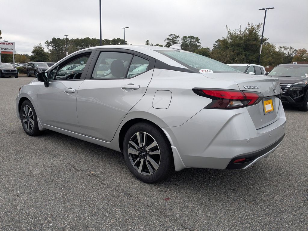New 2025 Nissan Versa Sedan