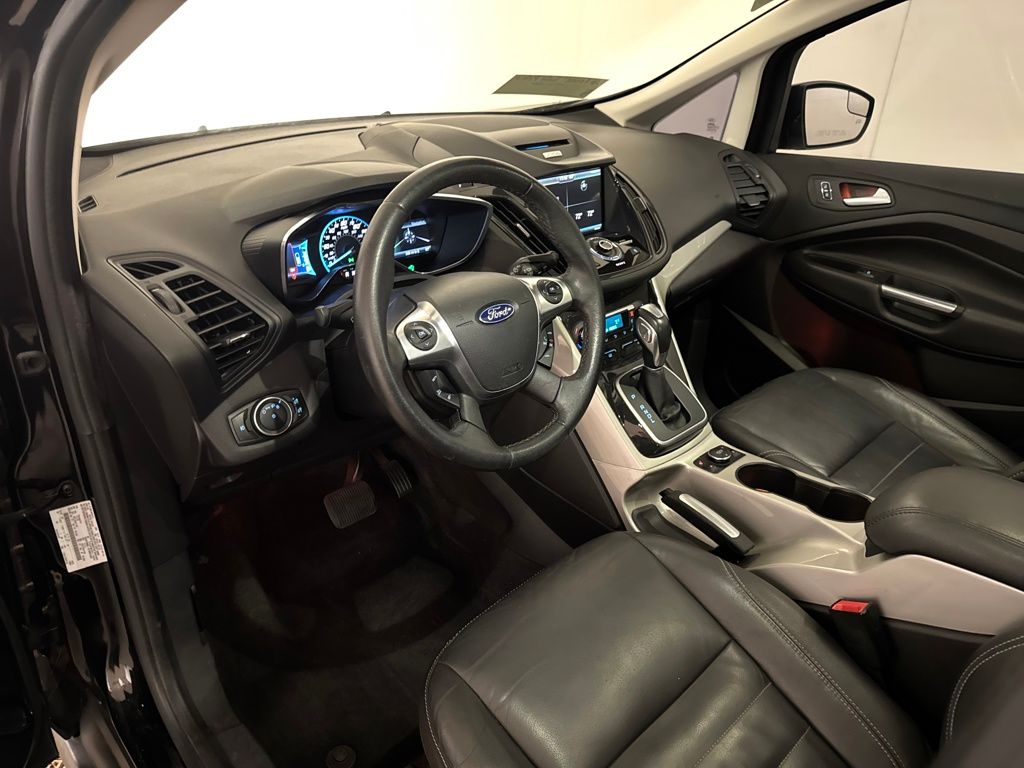 2015 Ford C-Max Hybrid SEL photo 4