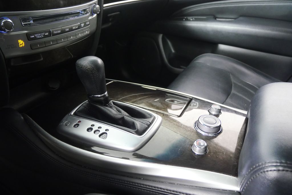 2015 INFINITI QX60 Base 27