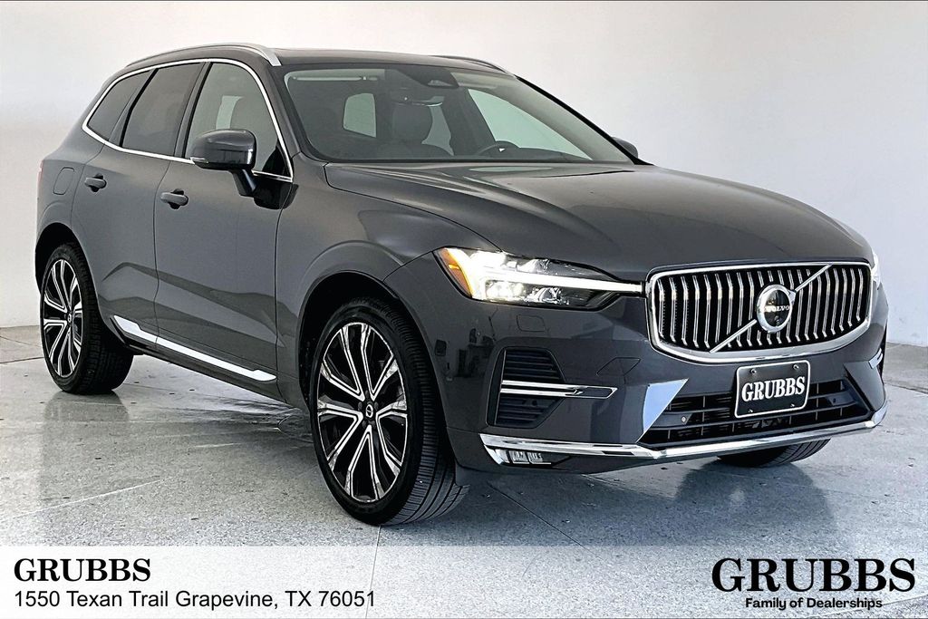 Platinum Gray Metallic 2023 Volvo XC60 SUV / Crossover All-Wheel Drive Automatic