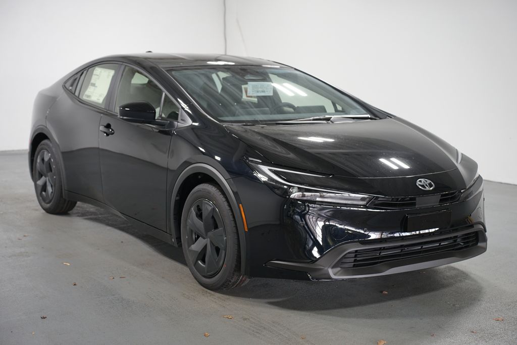Thumbnail: 2026 Toyota Prius - 3