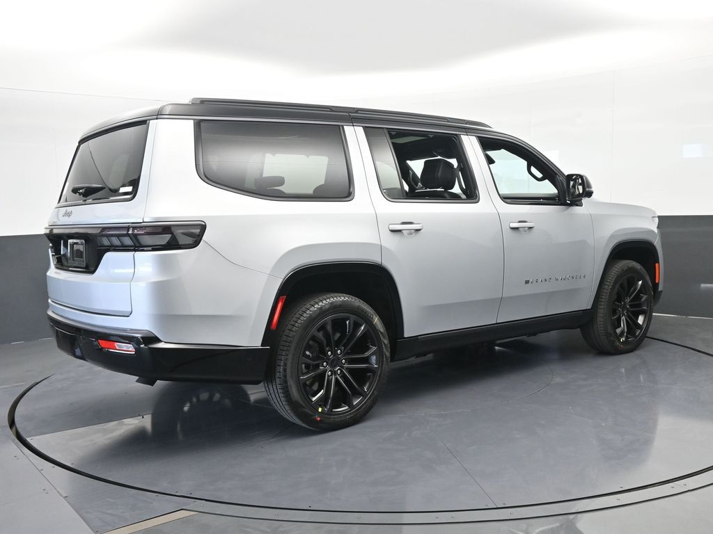 New 2026 Silver Zynith Jeep Summit Obsidian image 6