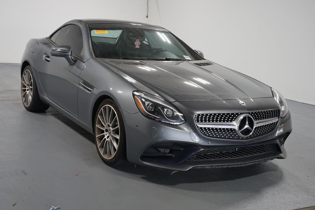 Thumbnail: 2020 Mercedes-Benz SLC - 3
