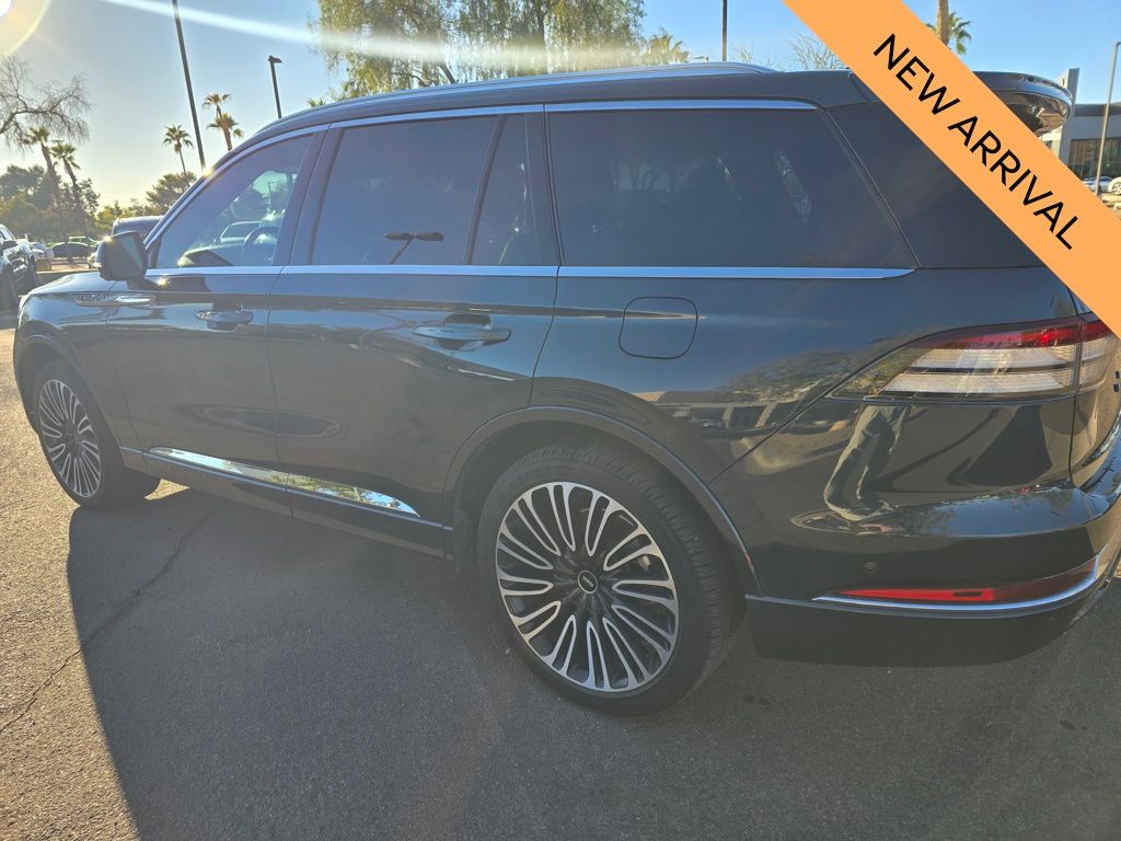 2023 Lincoln Aviator Black Label 4