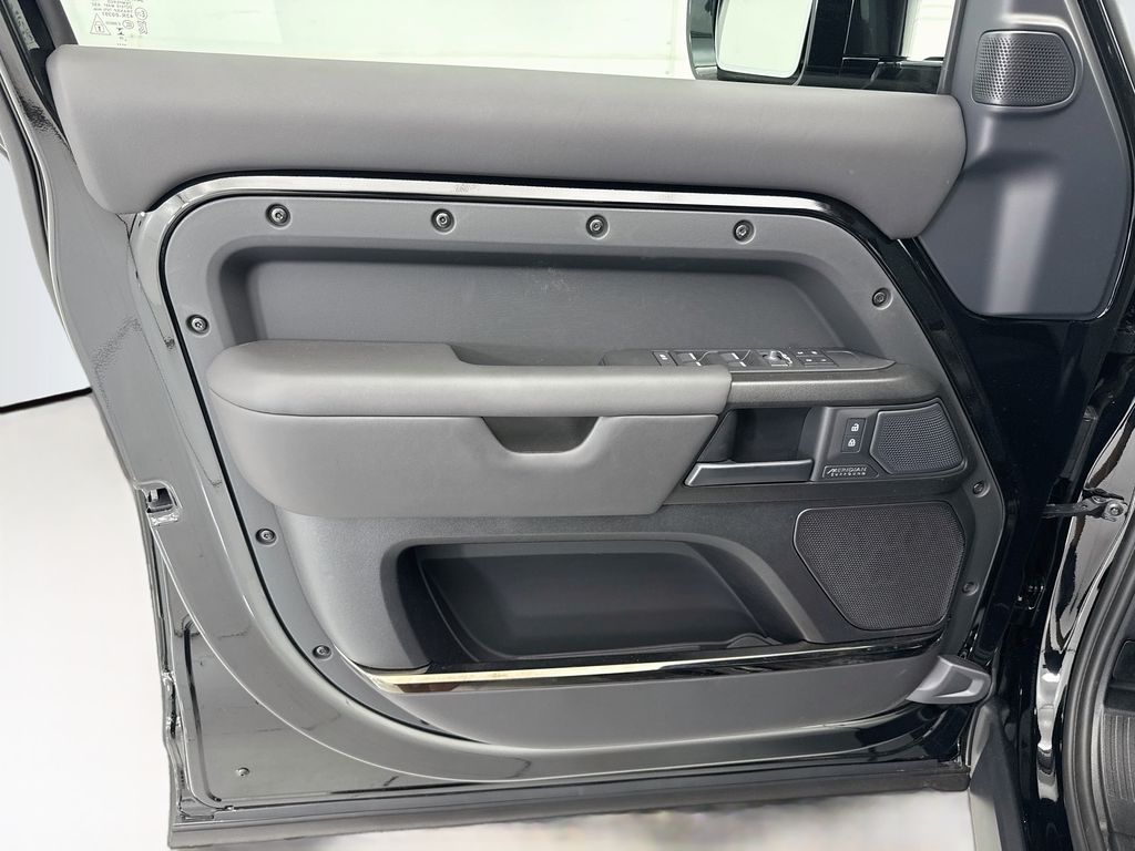 Thumbnail: 2026 Land Rover Defender - 24