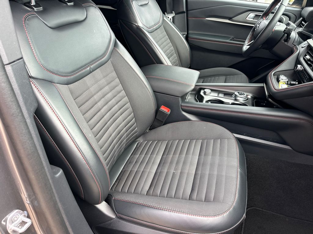 Used 2025 Gray Metallic Ford ST-Line image 13