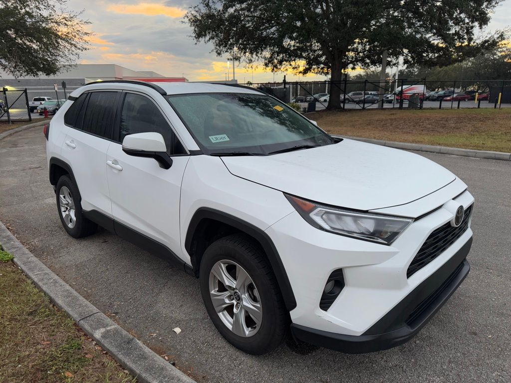 2021 Toyota RAV4 XLE 7