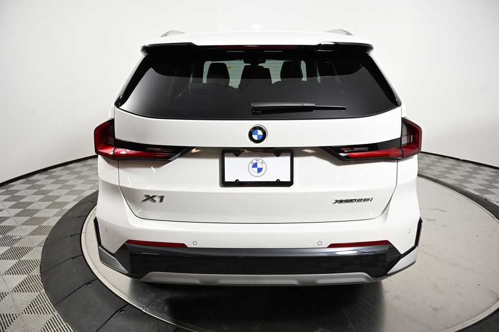 2025 BMW X1 xDrive28i 4