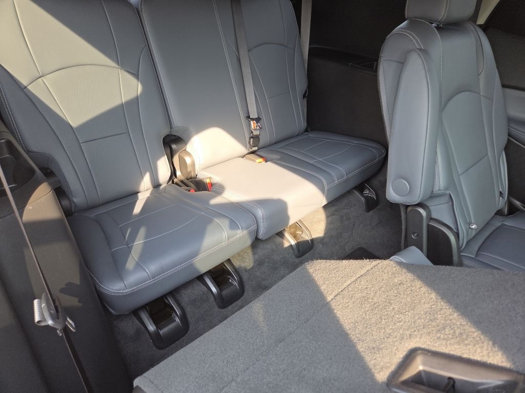 Used 2020 Silver Buick Premium Group image 31