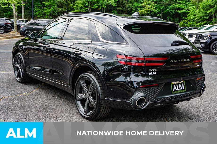 Used 2024 Black Genesis 3.5T Sport image 5