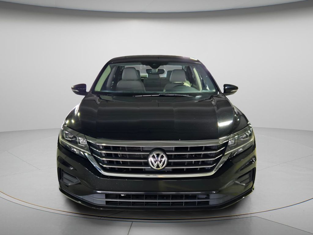 2020 Volkswagen Passat - $14,300