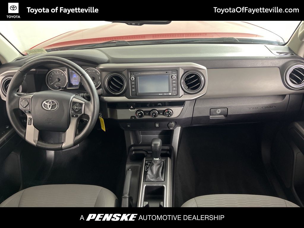 Thumbnail: 2016 Toyota Tacoma - 16