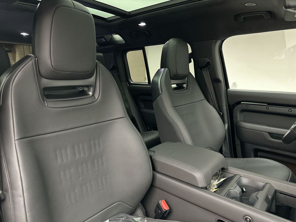 Thumbnail: 2026 Land Rover Defender - 14