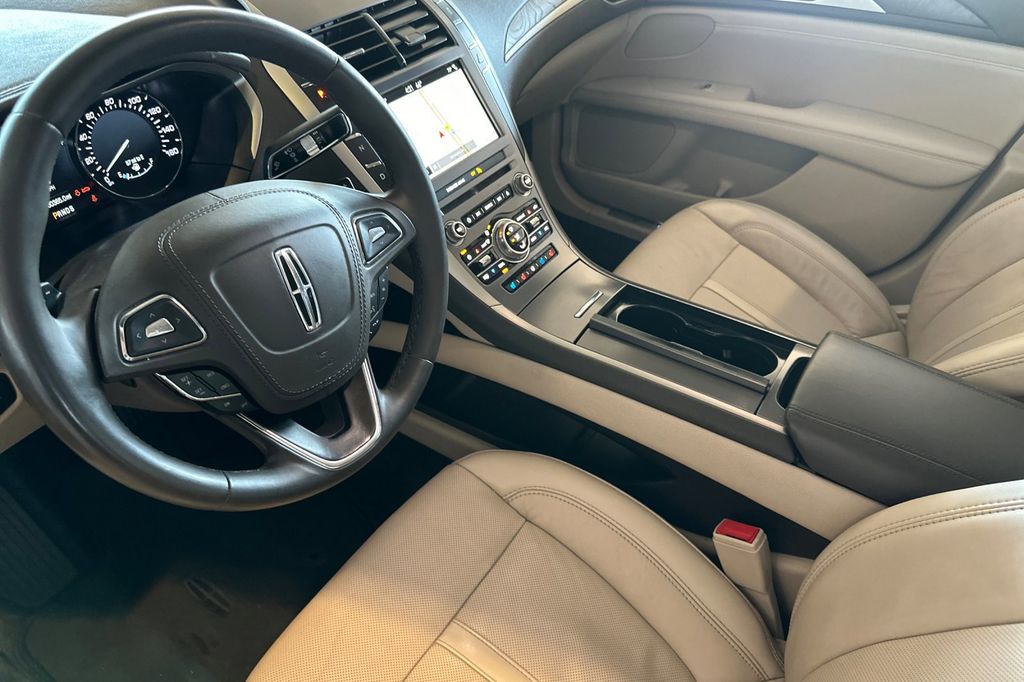 2018 Lincoln MKZ Reserve 11