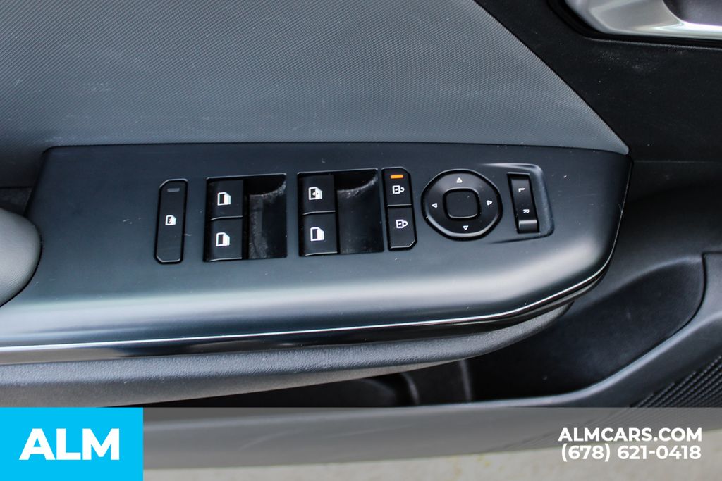 Used 2025 Gray Kia LXS image 39