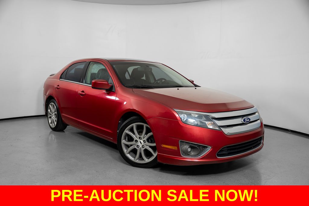 Red Candy Metallic Tinted 2012 Ford Fusion Sedan Front-Wheel Drive 6-Speed Automatic