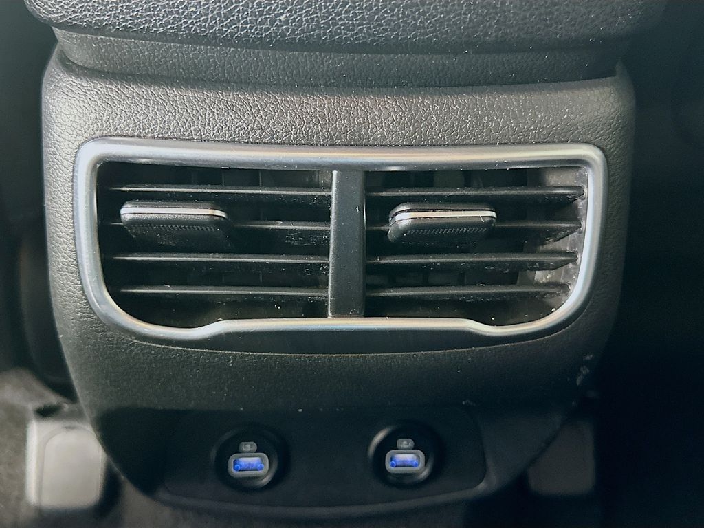 Thumbnail: 2021 Hyundai Santa Fe - 24