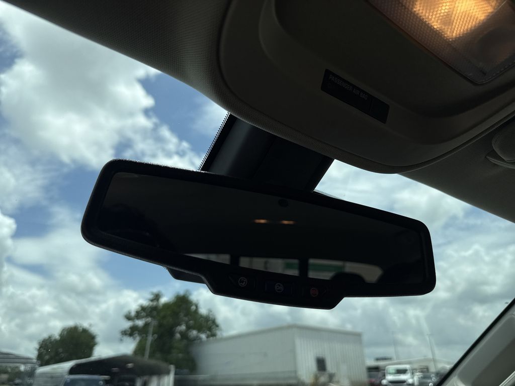2019 GMC Canyon Denali White at AutoSavvy Houston Southwest