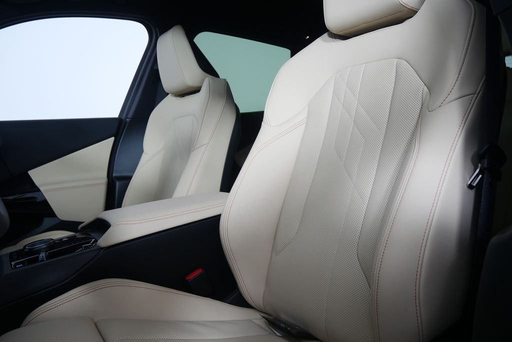 Thumbnail: 2026 BMW X3 - 10