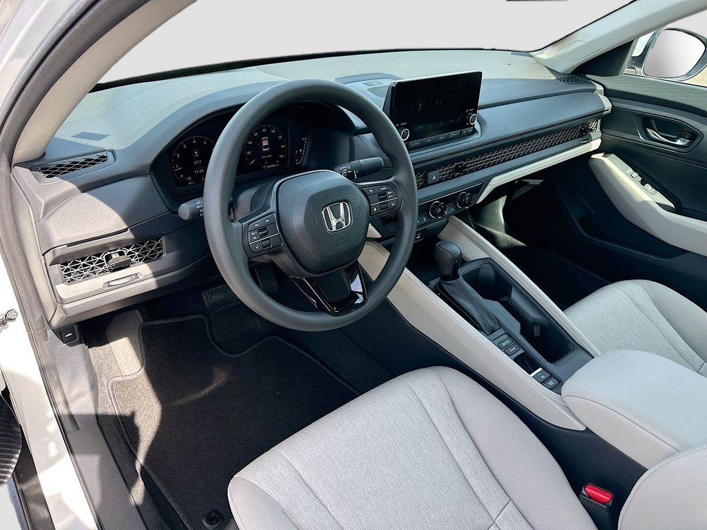 2025 Honda Accord LX 9
