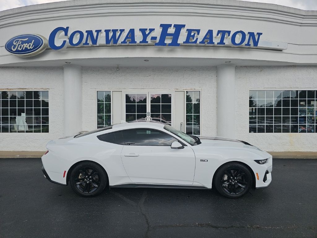 2024 Ford Mustang GT Fastback RWD
