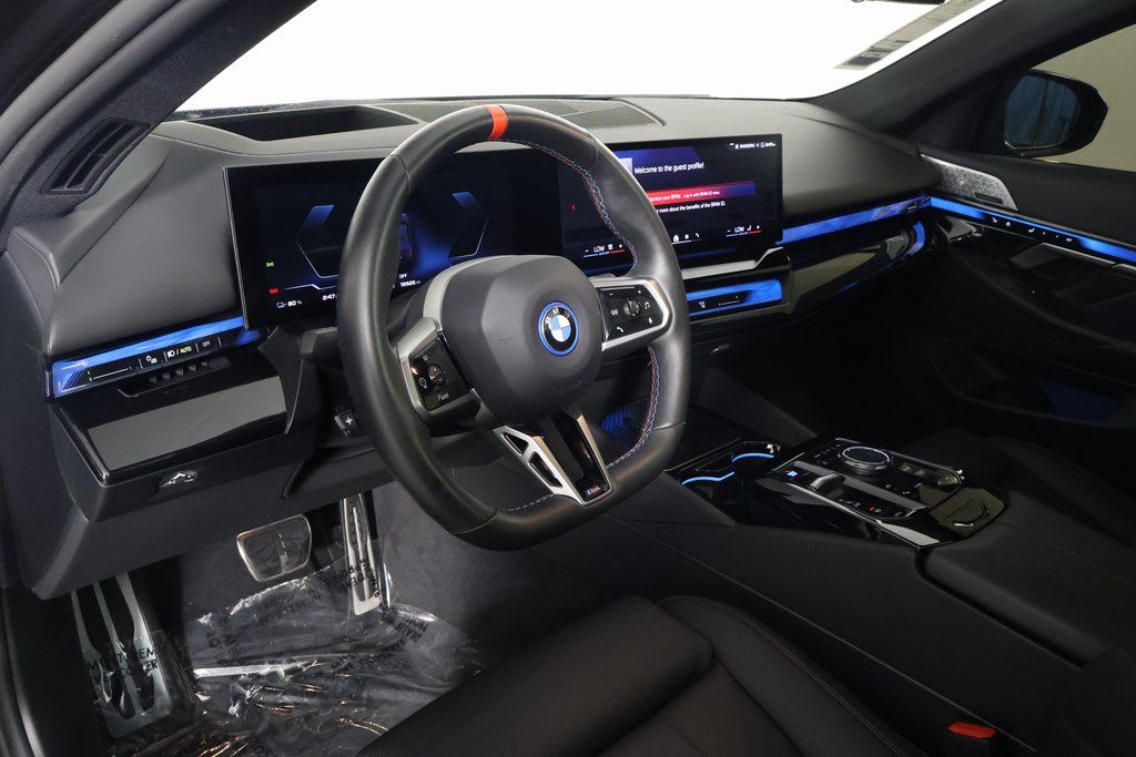 Thumbnail: 2024 BMW i5 - 7