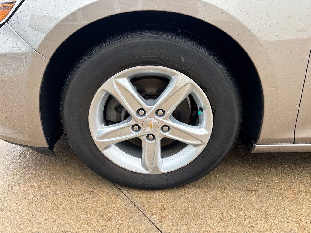 Used 2024 Chevrolet Malibu Sedan