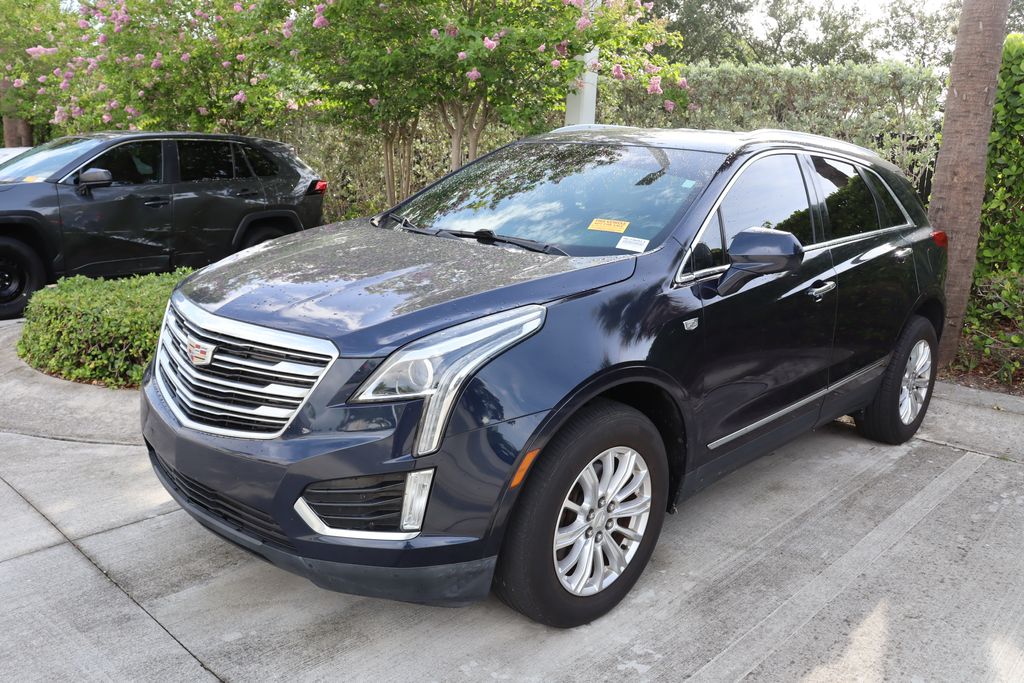 2017 Cadillac XT5 Base -
                  West Palm Beach, FL