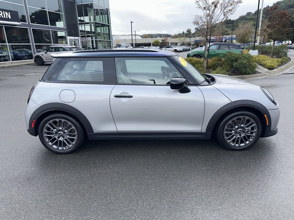 Thumbnail: 2025 MINI Cooper - 6