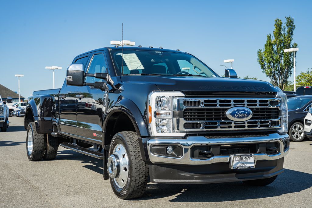 Agate Black Metallic 2024 Ford F-450 Super Duty Pickup Truck Four-Wheel Drive Automatic