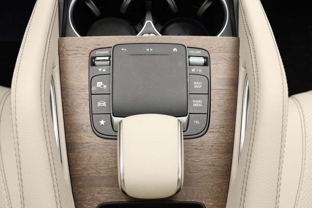 Thumbnail: 2021 Mercedes-Benz GLE - 29