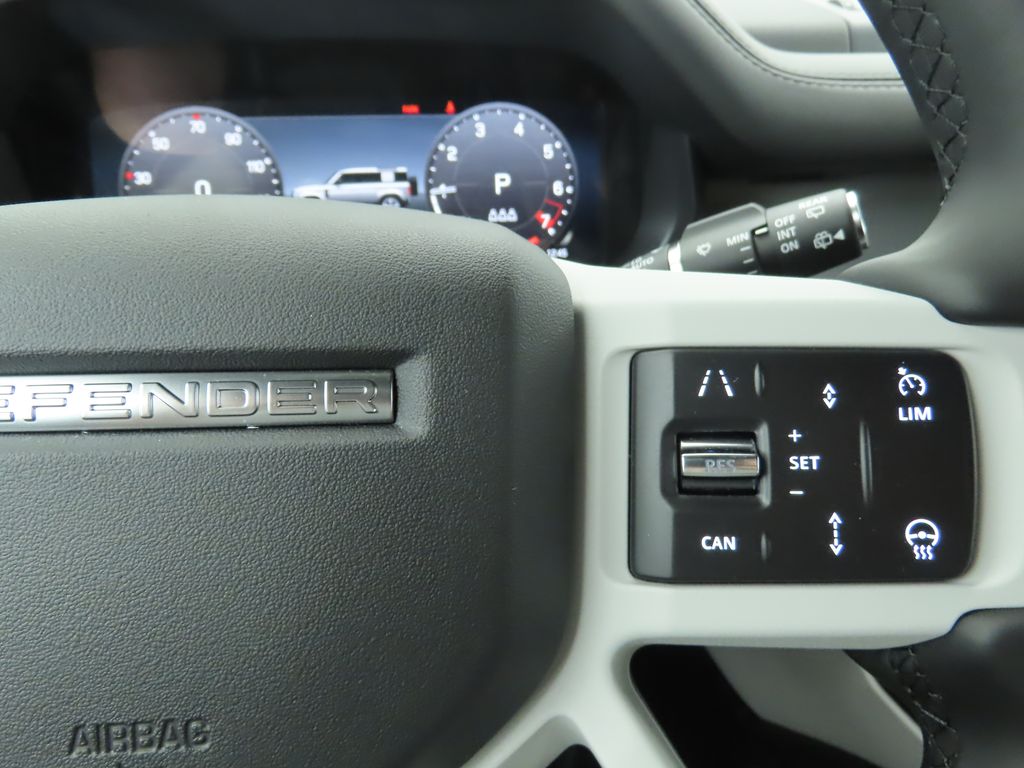 2025 Land Rover Defender 110 12