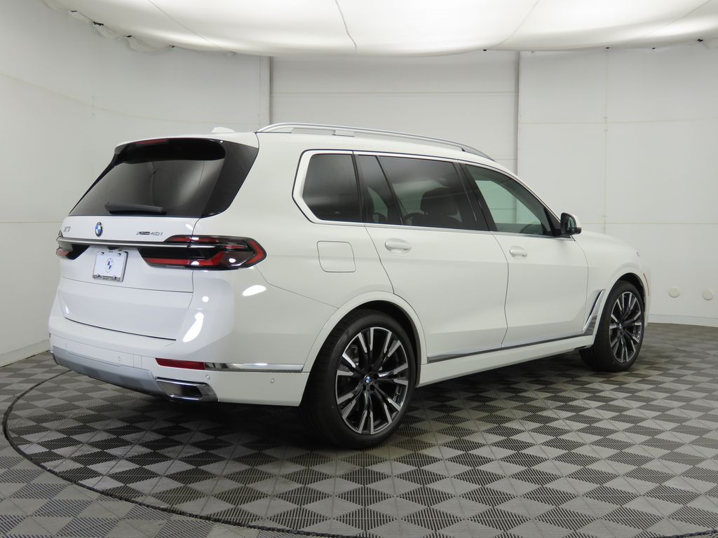 Thumbnail: 2026 BMW X7 - 5