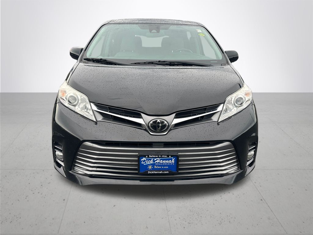 2019 Toyota Sienna XLE Premium