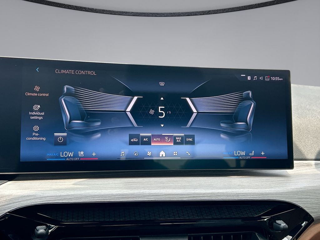 Thumbnail: 2025 BMW 4 Series - 22
