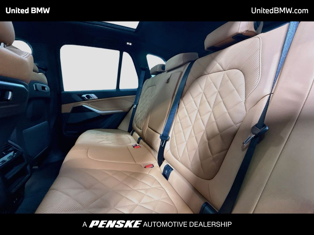 Thumbnail: 2026 BMW X5 - 13
