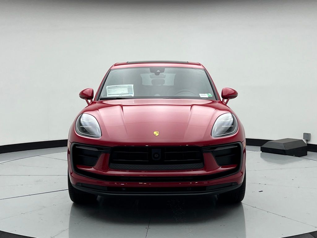 Thumbnail: 2025 Porsche Macan - 6