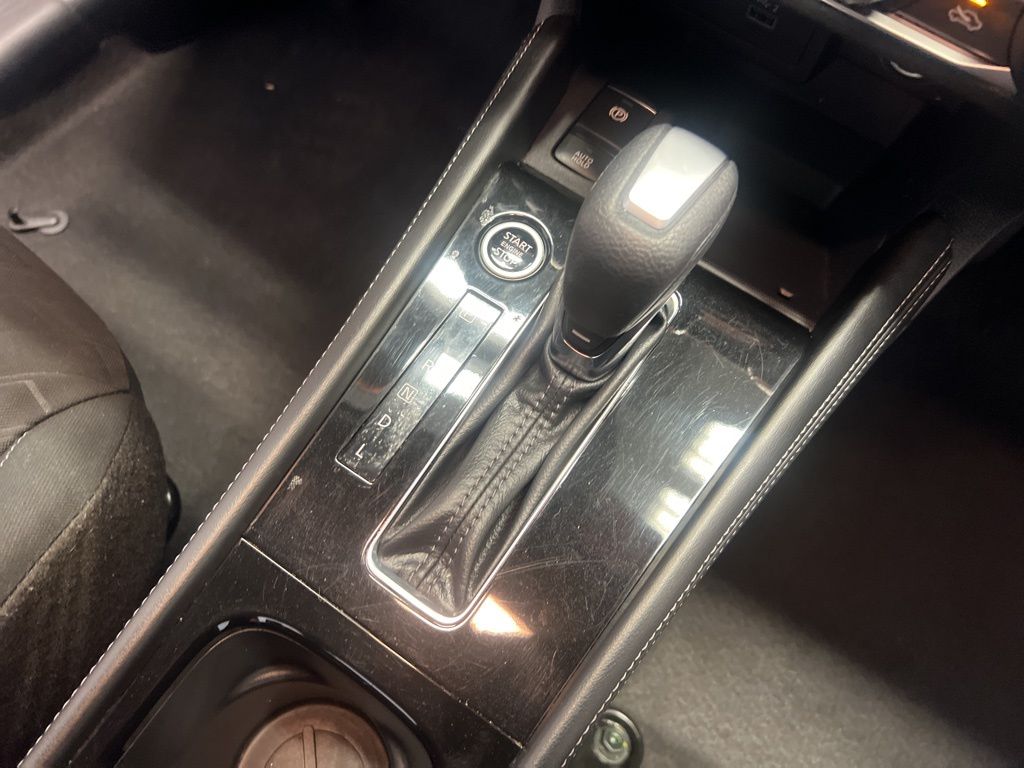 2023 Nissan Kicks SV photo