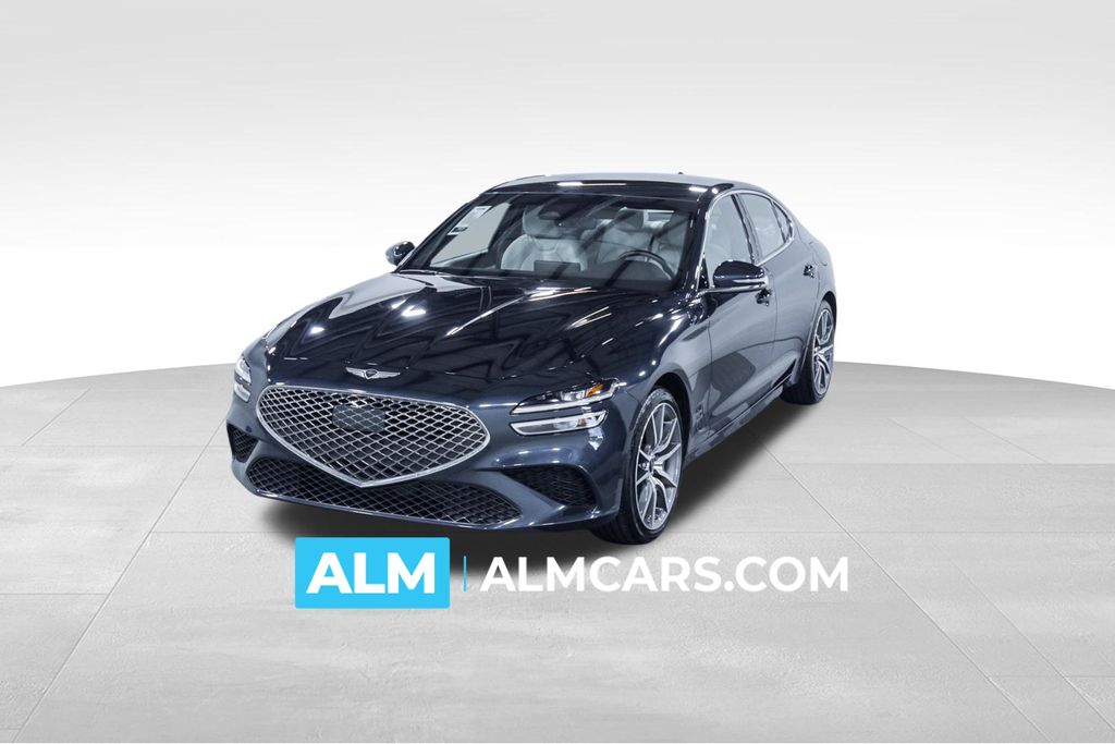 2025 Genesis G70 2.5T Standard's photo