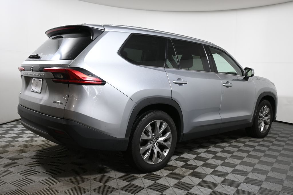 Thumbnail: 2024 Toyota Grand Highlander - 10