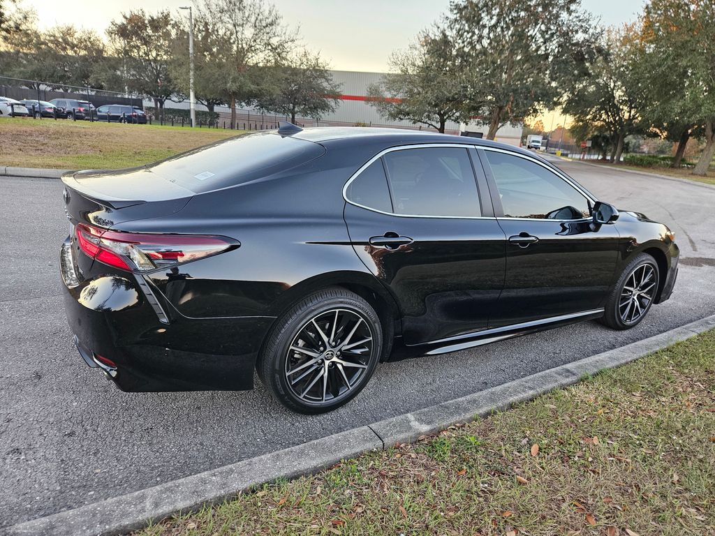 2024 Toyota Camry SE 5