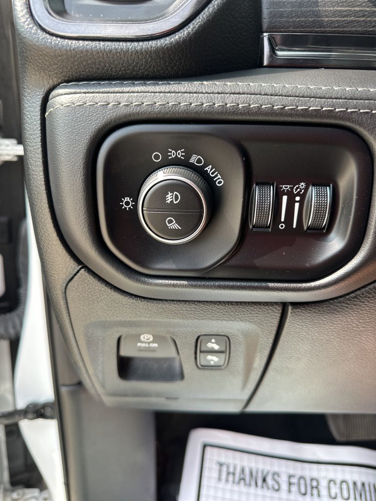 2023 Bright White Clearcoat Ram 1500 Limited 4X4 Truck